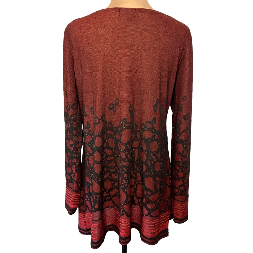 Max & Rina Dark Red Abstract Print Tunic, Size M - Picture 3 of 6
